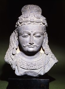 डाउनकास्ट अभिव्यक्ति के साथ बोधिसत्व का एक बड़ा सिर, दूसरी-तीसरी शताब्दी द्वारा अज्ञात