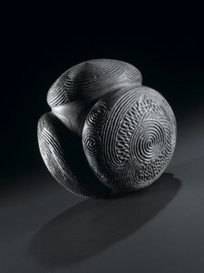 ग्लास हिल, टोवी, एबर्डीनशायर, नियोलिथिक से नक्काशीदार गेंद, c.3000 ईसा पूर्व द्वारा अज्ञात