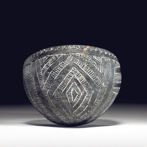 उत्कीर्ण कटोरा, कर्मा सी-ग्रुप, c.2050-1850 ई.पू. द्वारा अज्ञात