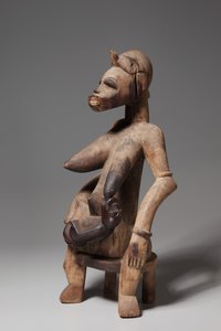 मदर-एंड-चाइल्ड फिगर, 1800s-1900s द्वारा अज्ञात
