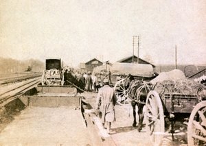 प्रथम विश्व युद्ध के पहले महीनों के दौरान एक पैदल सेना के लेफ्टिनेंट के एक व्यक्तिगत एल्बम से फोटो द्वारा अज्ञात