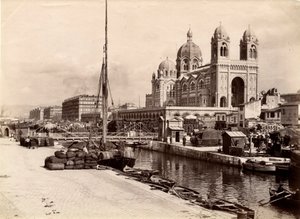 धार्मिक वास्तुकला: बेसिलिका कैथेड्रल सैंटे मैरी मैगीगोर (सैंटे-मैरी-मैगियोर) का बाहरी दृश्य, वास्तुकार लियोन वाउडॉयर (1803-1872) की योजनाओं के अनुसार 1852 और 1893 के बीच बनाया गया था। मार्सिले, बौचेस डू रोन (13), बेगू का सेनोटाइप द्वारा अज्ञात कलाकार