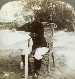 जापानी मुख्यालय, पोर्ट आर्थर, मंचूरिया में जनरल नोगी, c1904-1905। द्वारा अंडरवुड और अंडरवुड