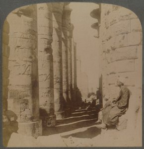 मिस्र के करबाक मंदिर, 1897 में महान हाइपोस्टाइल हॉल का प्रसिद्ध उपनिवेश। द्वारा अंडरवुड और अंडरवुड