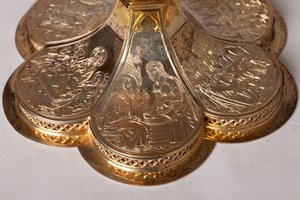 प्याला। सुनार, आभूषण द्वारा अज्ञात कलाकार