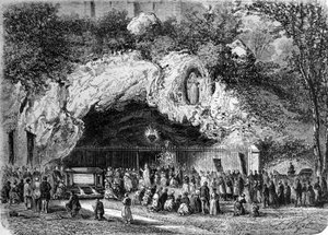 हाई पाइरेनीज़ में लूर्डेस की चमत्कारी गुफा के सामने पेलेरिन जहां 1858 में वर्जिन बर्नाडेट सोबिरस (1844-1879) को दिखाई दिया, जो वर्तमान तीर्थ स्थान है। 19वीं सदी की नक्काशी द्वारा अज्ञात कलाकार