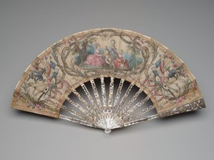 एक आंगन दृश्य और संगीत ट्राफियां के साथ तह प्रशंसक, c.1770s-80s द्वारा अज्ञात कलाकार