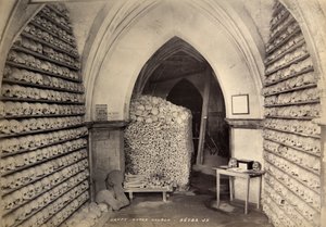 क्रिप्ट, सेंट लियोनार्ड्स चर्च, हाईथ, केंट, c1900
