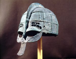 हेलमेट, वेन्डेल ट्रेजर, अपलैंड से, c.600 ईस्वी (धातु) द्वारा वेंडेल अवधि