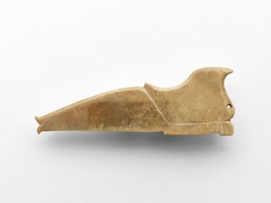 एक पक्षी के रूप में लटकन, c.1050-c.950 ईसा पूर्व (जेड)