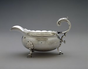 सॉसबोट, सी। 1755-1765 (चांदी) द्वारा विलियम बॉल