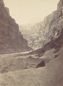 कोलोराडो नदी का ग्रैंड कैनन, कानाब वॉश का मुहाना, पश्चिम की ओर देखते हुए, 1872। द्वारा विलियम एच। बेल