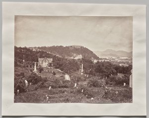 शीर्षकहीन (हैप्पी वैली कब्रिस्तान, हांगकांग) द्वारा विलियम प्रायर फ़्लॉइड