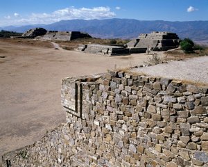 सिस्टम IV का दृश्य (500 BC-850 AD)