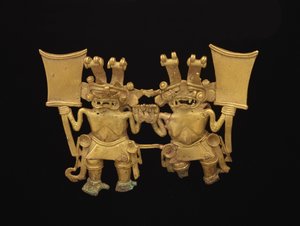 दो आंकड़ों के साथ लटकन, c.700-1520 (सोना-तांबा मिश्र धातु तुंबगा) द्वारा संस्कृति Dikis