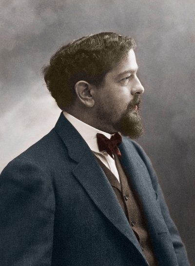 फ्रांसीसी संगीतकार क्लाउड डेब्यू (1862-1918) - फ्रांसीसी संगीतकार क्लाउड डेब्यू का पोर्ट्रेट (1862-1918) 1908 - फोटो नादर - डिजिटल रंग द्वारा नादर