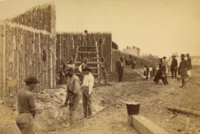  द्वारा एजे रसेल