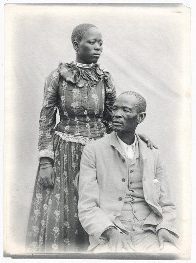 खामा और उनकी पत्नी, c.1910 (प्लैटिनम प्रिंट) द्वारा एई हरग्रेवे