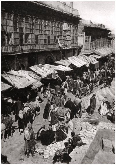 इराक, बसरा, 1925 में शेख गजल मार्केट। द्वारा ए केरीम