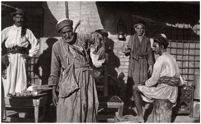कोल्ड ड्रिंकिंग वॉटर का मुफ्त वितरण, इराक, 1925 द्वारा ए केरीम