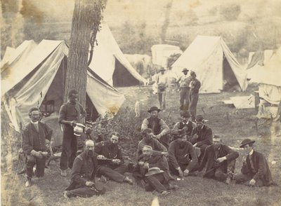 पोटोमैक की सेना के मुख्यालय में समूह, एंटिएटम, अक्टूबर 1862, 1862। द्वारा अलेक्जेंडर गार्डनर