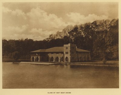 प्रिंसटन यूनिवर्सिटी: 1887 बोट हाउस की कक्षा (बी/डब्ल्यू फोटो) द्वारा अमेरिकी फ़ोटोग्राफ़र (बाद में)