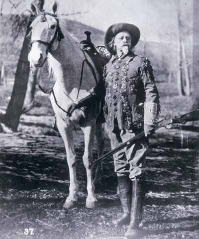 बफ़ेलो बिल कोडी (1846-1917) अपने बाद के वर्षों में (बी/डब्ल्यू फोटो) द्वारा अमेरिकी फोटोग्राफर