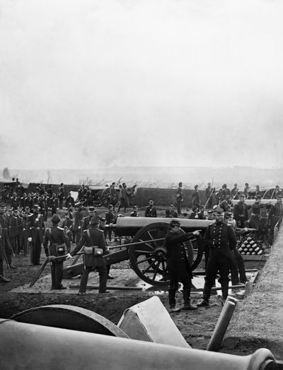1861 के अंत में फोर्ट रिचर्डसन में कर्नल टायलर और 1 कनेक्टिकट हैवी आर्टिलरी द्वारा American Photographer