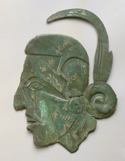 पुरुष प्रोफ़ाइल विकर्षक, कड्डू, स्पिरो, 1200-1350 (तांबा) द्वारा American School
