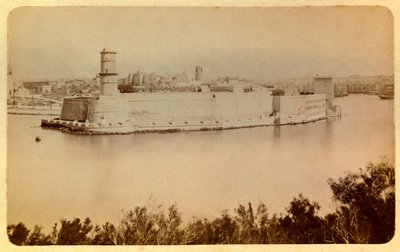 1885 -1890 के आसपास मार्सिले और उसके आसपास का शहर: फोर्ट सेंट जीन, फ़ारो से लिया गया दृश्य, निजी संग्रह द्वारा अनाम अनाम