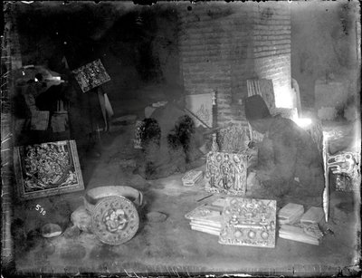 उनकी कार्यशाला में टाइल बनाने वाले, c.1880-1930 द्वारा एंटोइन सेवरुगिन