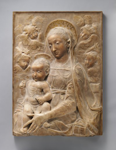 मैडोना और बाल एन्जिल्स के साथ, c.1455-60 (गिल्ट विस्तार के साथ संगमरमर) द्वारा एंटोनियो रोसेलिनो