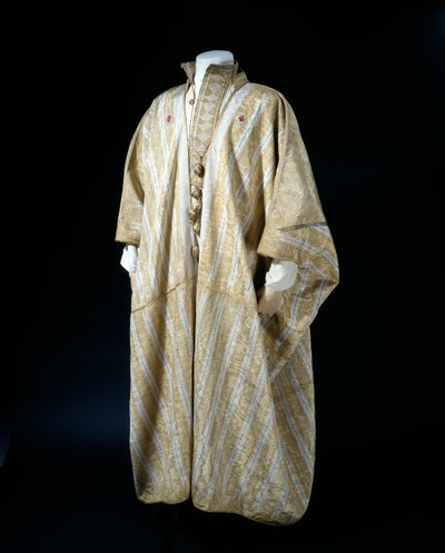 अरब बागे, अरब प्रायद्वीप, 1916 (सोने और चांदी के धागे के साथ रेशम) द्वारा अरबी स्कूल