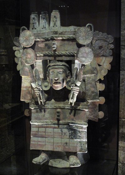 कृषि की देवी के रूप में धूप बर्नर चीकोमेकोलाट, टालहुआक, लेट पोस्टक्लासिक अवधि, c.1500 द्वारा एज़्टेक