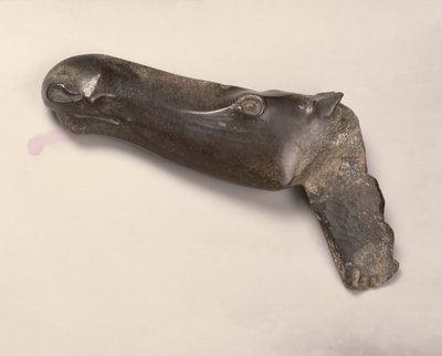 2000 ई.पू. (सींग) में येकातेरिनबर्ग से एक महिला एल्क की प्रमुख द्वारा Bronze Age