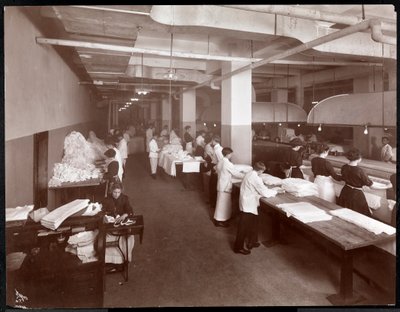 होटल McAlpin, 1913 (सिल्वर जिलेटिन प्रिंट) में कपड़े धोने का कमरा द्वारा Byron Company