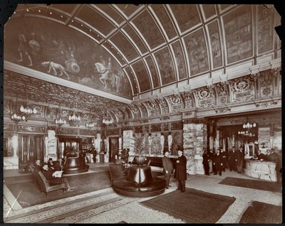होटल वाल्टन, फिलाडेल्फिया, c.1905 की लॉबी (सिल्वर जेलटेन प्रिंट) द्वारा Byron Company