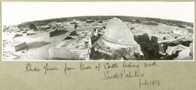 जुलाई 1917 के महल टॉवर, दक्षिण फिलिस्तीन से खान यूनिस द्वारा कैप्टन। आर्थर रोड्स