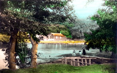 रुस्वरप डैम, व्हिटबी, उत्तरी यॉर्कशायर, 1926। द्वारा कैवेंडर लिमिटेड