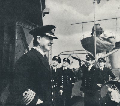 कैप्टन, 1941 द्वारा सेसिल बीटन