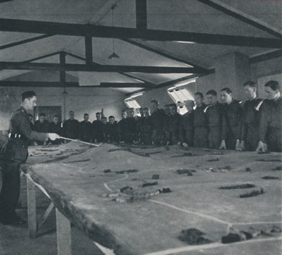 गंभीर अध्ययन, 1941 द्वारा सेसिल बीटन