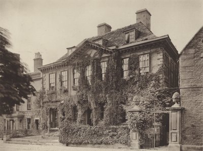 Trowbridge, Wilts में घर द्वारा चार्ल्स लैथम