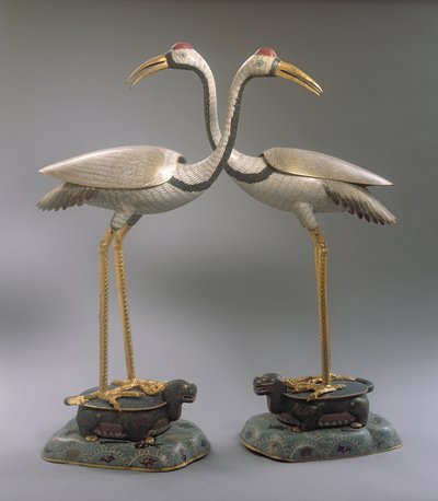 क्रियानल अवधि (1736-95) से क्रेन क्रेन बर्नर की जोड़ी, (क्लोइज़न एनामेल) द्वारा चीनी स्कूल