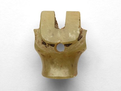 गोजातीय सिर के रूप में लटकन, reworked, c.1100-1000 ईसा पूर्व द्वारा चीनी स्कूल