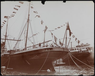 डॉक पर एसएस "उम्ब्रिया", c.1897 (b/w फोटो) द्वारा कंपनी बायरन