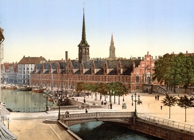 ओल्ड स्टॉक एक्सचेंज, कोपेनहेगन, 1890-1900 द्वारा Danish Photographer