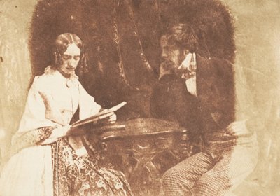 कपल सीटेड, वुमन रीडिंग, 1843-47। निर्माता: डेविड ऑक्टेवियस हिल, रॉबर्ट एडमसन, हिल और एडमसन। द्वारा हिल और एडमसन