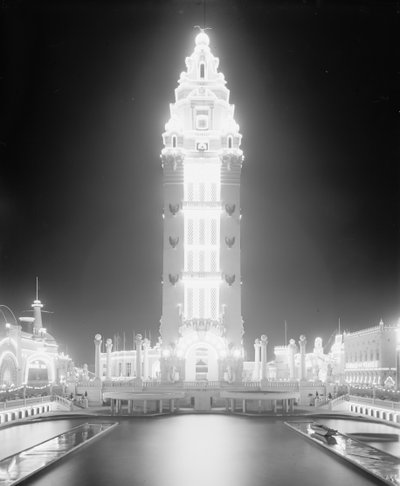रात में ड्रीमलैंड, कोनी द्वीप, न्यूयॉर्क शहर, c.1905 (b/w फोटो) द्वारा डेट्रोइट प्रकाशन कंपनी