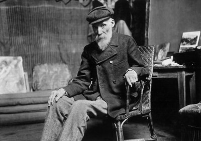 अगस्टे रेनॉयर (1841-1919), फ्रांसीसी चित्रकार, काग्नेस-ऑन-मेर (आल्प्स-मैरीटाइम्स) में अपनी कार्यशाला में, लगभग 1907 द्वारा डोर्नैकी
