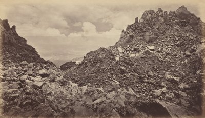 1877 में एक ज्वालामुखी के क्रेटर से क्वेज़ाल्टेनंगो। द्वारा एडवियर्ड मुयब्रिज